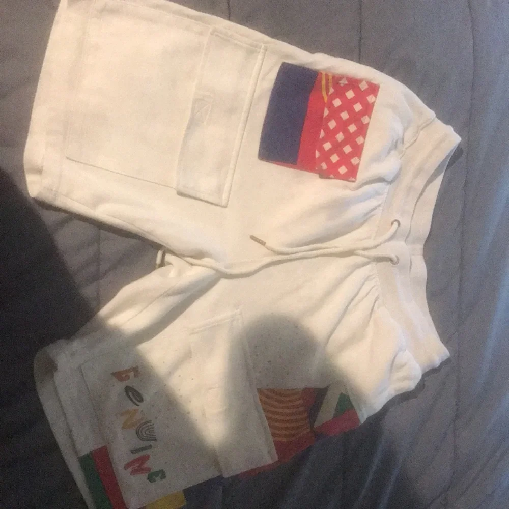 Short set - Picture 2 of 2
